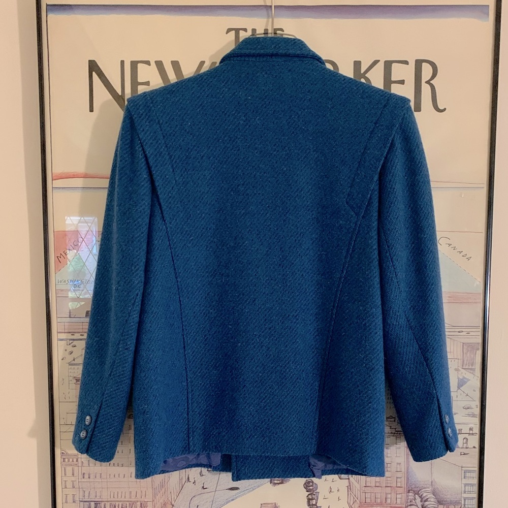 Vintage Fly Over cobalt tweed skirt suit with embroidery and rhinestones size 9 - Picture 3 of 15